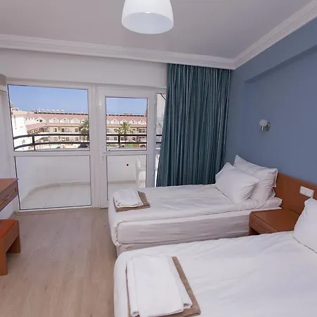 Adora Garden Lägenhetshotell 3*